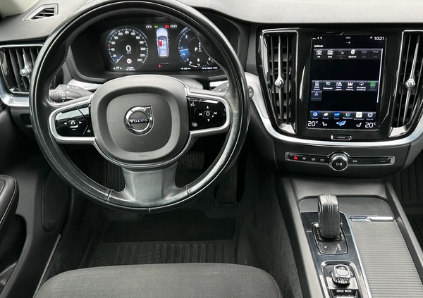 Volvo V60 Cross Country cena 127700 przebieg: 143500, rok produkcji 2021 z Płock małe 781